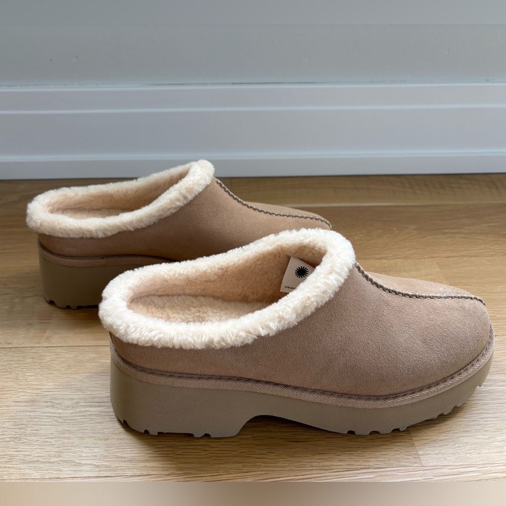 UGG Women’s New Heights Cozy Clog size 12